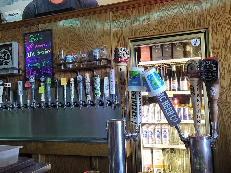 BC's Pizza & Beer interior